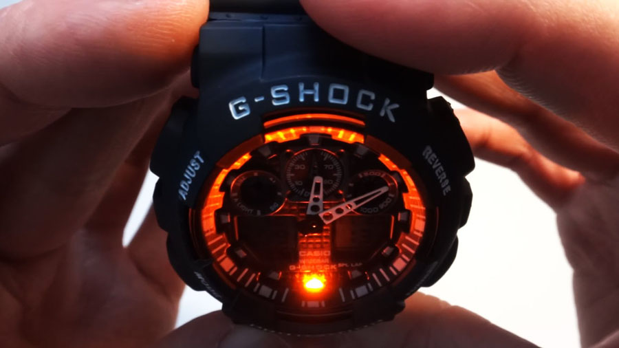 Чтобы настроить подсветку часов G SHOCK, выполните следующие действия.