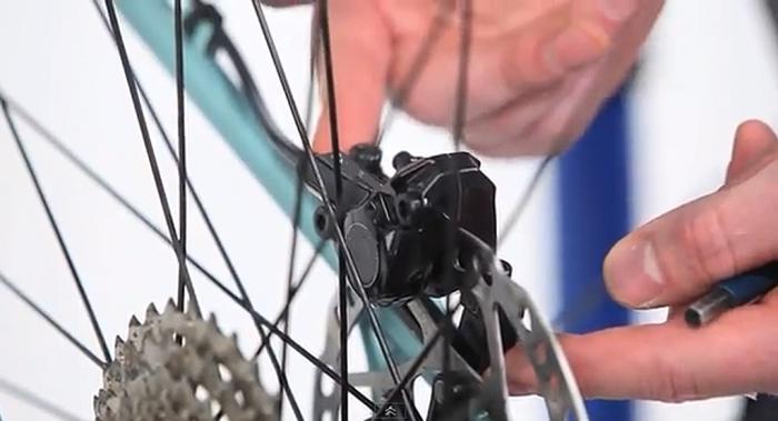 Настройка дисковых тормозов на велосипеде : особенности процесса